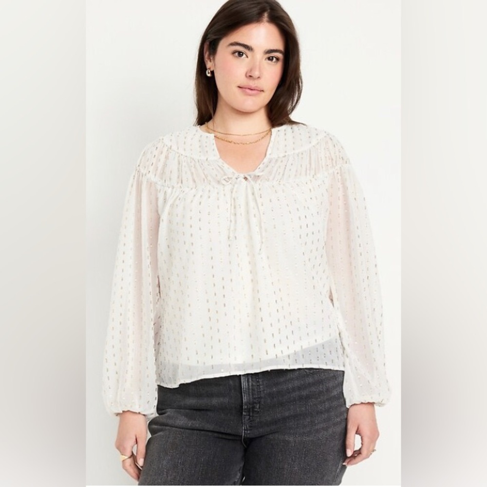 NEW Old Navy Cream and Gold Blouse